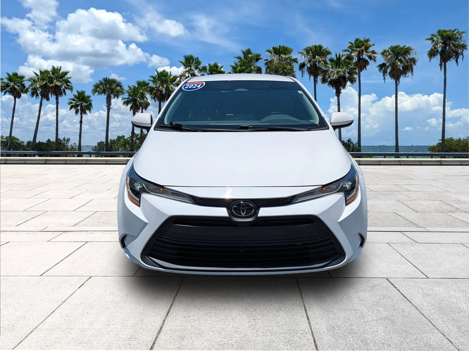 Used 2024 Ice Toyota LE image 2