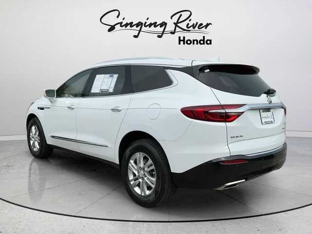 Used 2018 White Buick Essence image 5