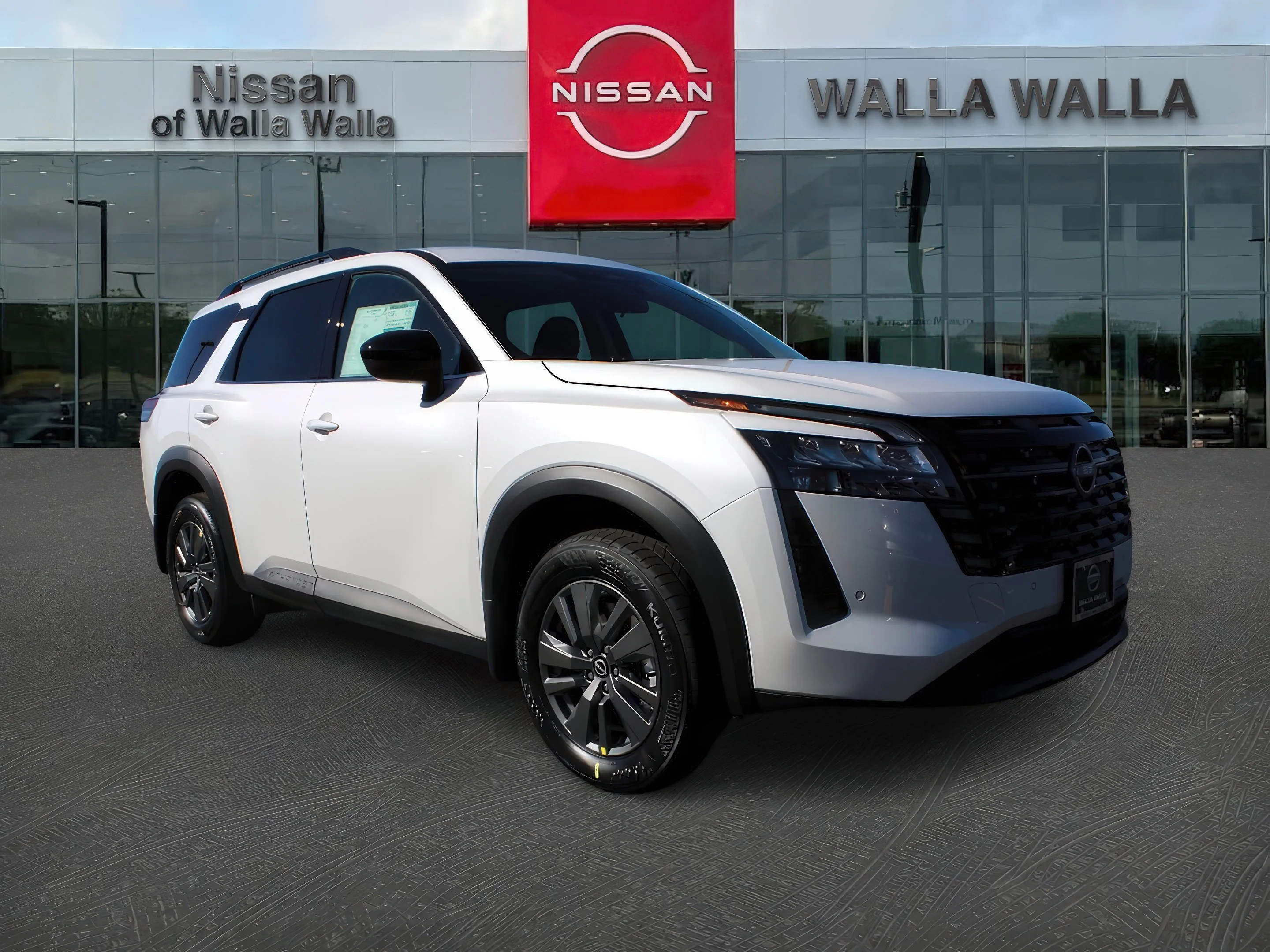 2026 Nissan Pathfinder SV 4WD's photo