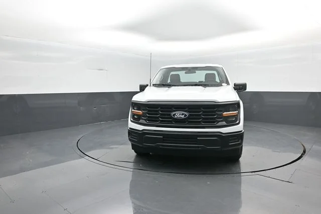 New 2026 Oxford White Ford XL image 3