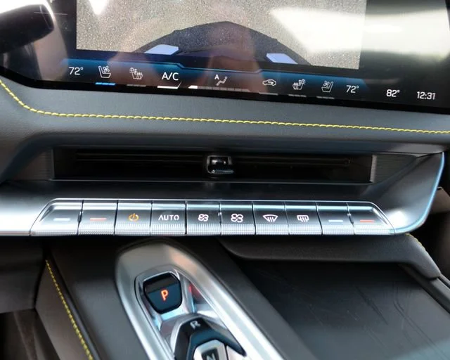 2026 Chevrolet Corvette 2LT - Photo 21