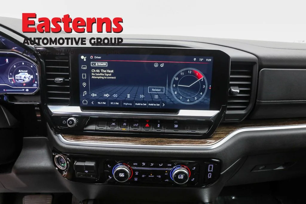 Used 2025 White GMC Elevation image 11