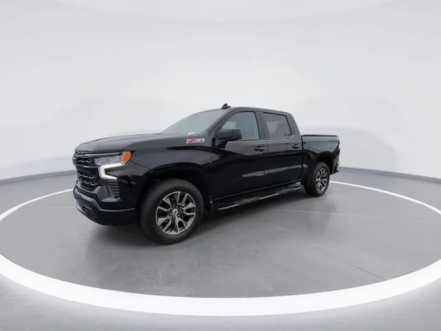 Used 2022 Black Chevrolet RST image 4