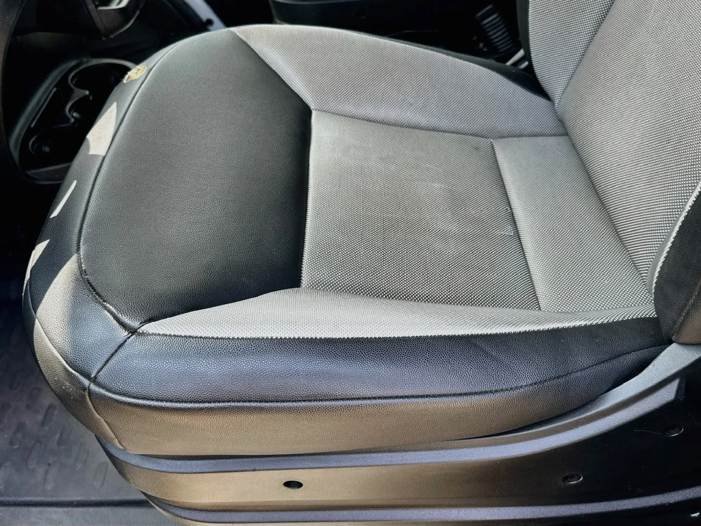 Used 2025 White Ram High Roof image 19