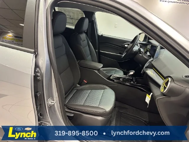 2026 Chevrolet Trax LT - Photo 6