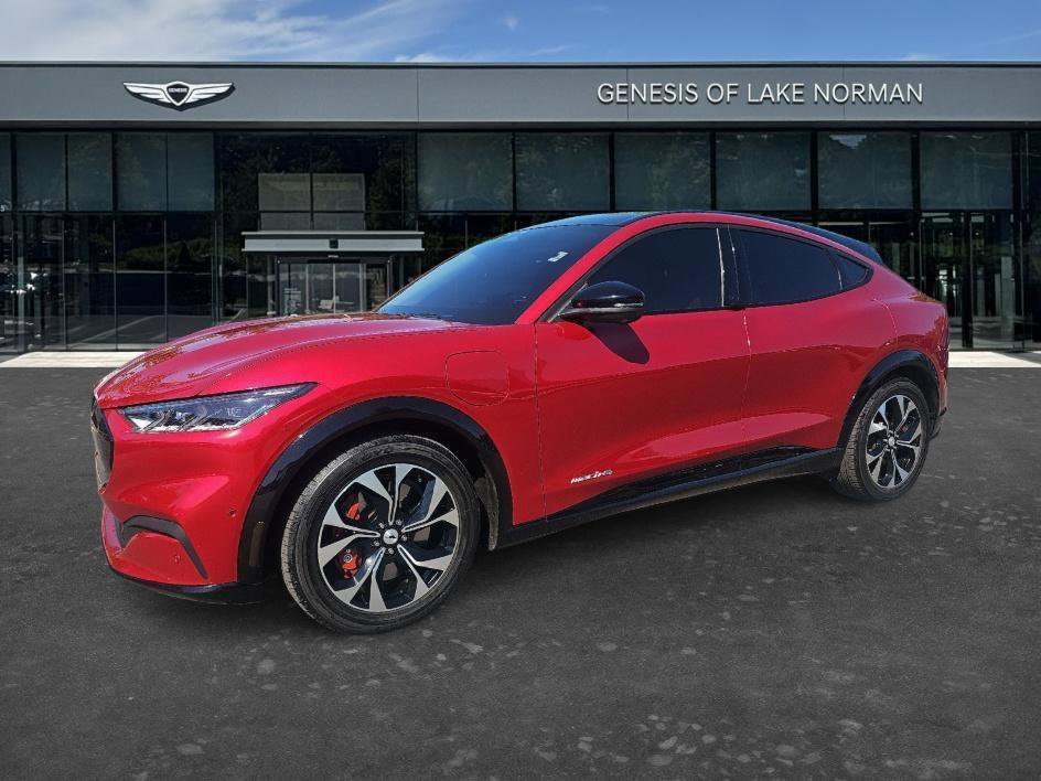 2021 Ford Mustang-Mach-e Premium's photo
