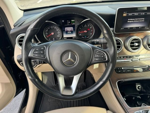 Used 2019 Black Mercedes-Benz GLC 350e image 7