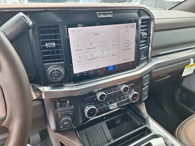 New 2026 Star White Metallic Tri-Coat Ford F-250® King Ranch® image 47