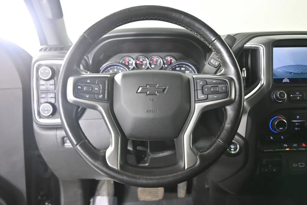 Used 2021 Black Chevrolet LT image 33