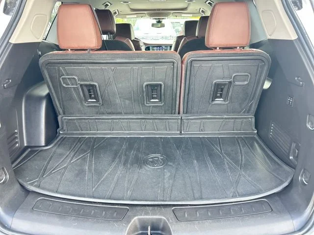 Used 2020 White Buick Avenir image 11