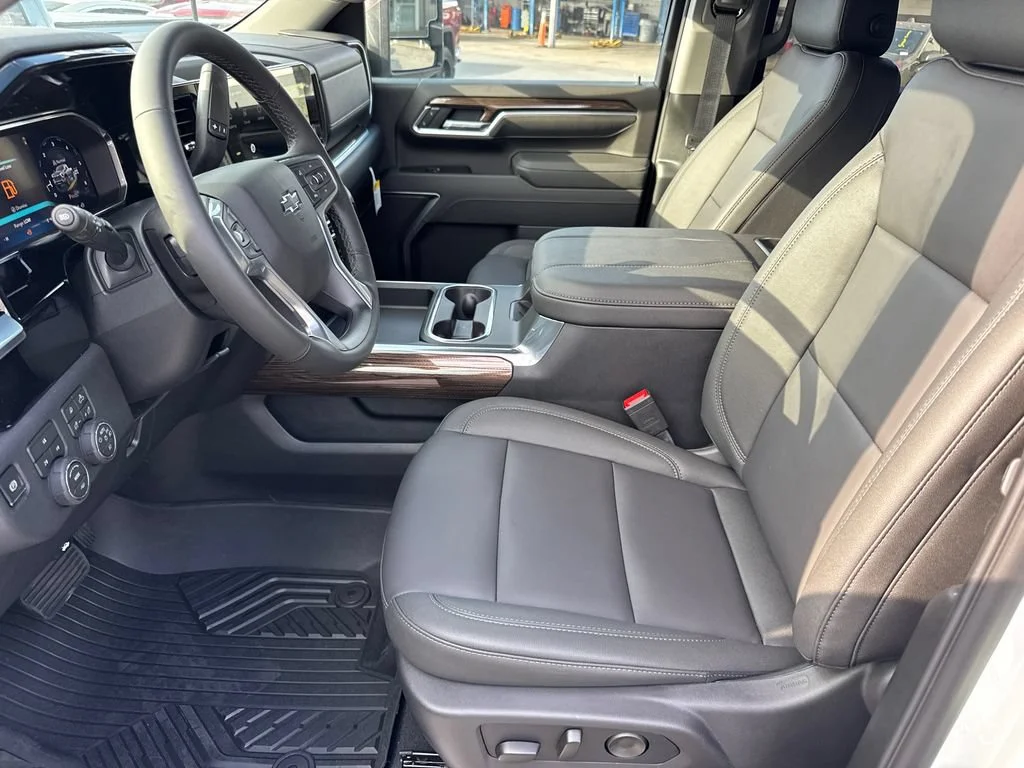 New 2026 Summit White Chevrolet LT image 14