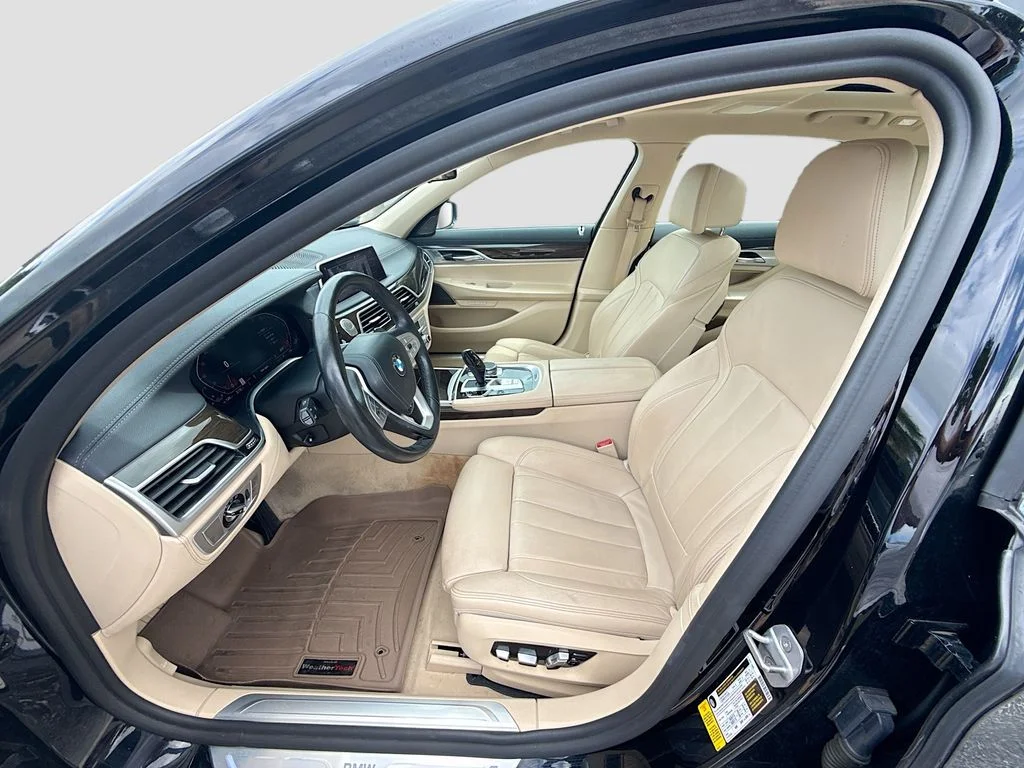 Used 2020 Black BMW 740i image 23