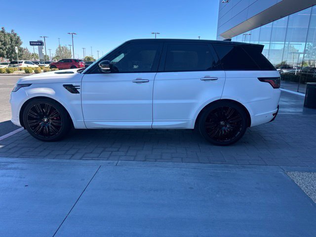 Used 2021 White Land Rover Autobiography image 8