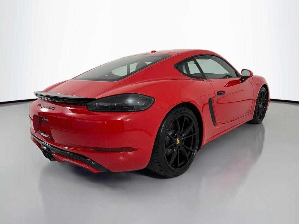 Used 2018 Guards Red Porsche GTS image 9