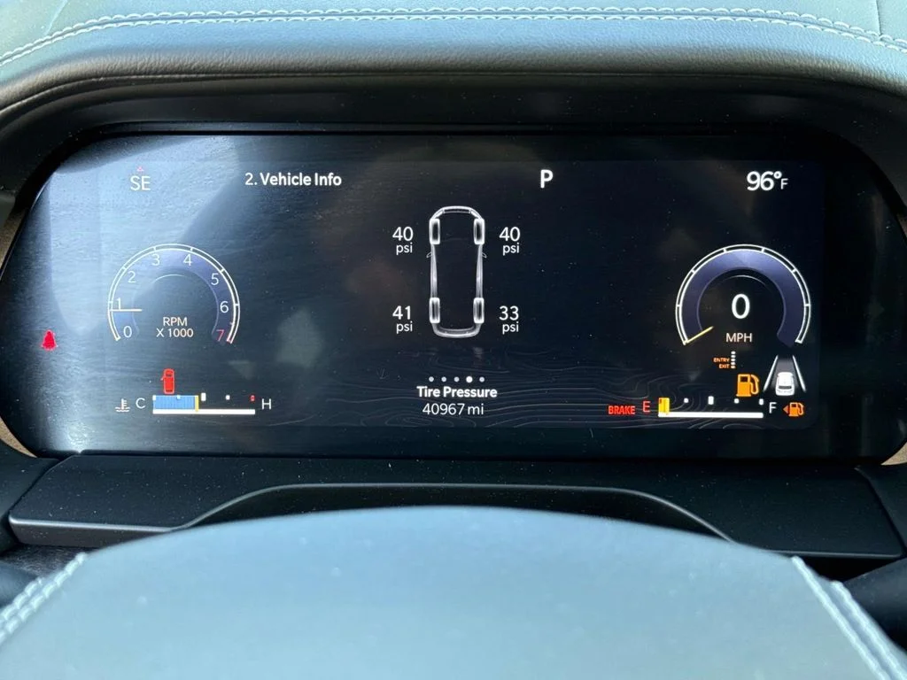 Used 2023 Gray Jeep Overland image 28