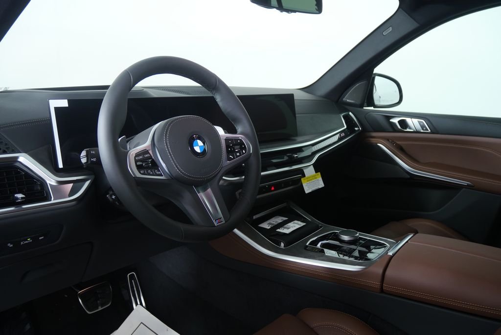 New 2026 Carbon Black Metallic BMW xDrive40i image 12