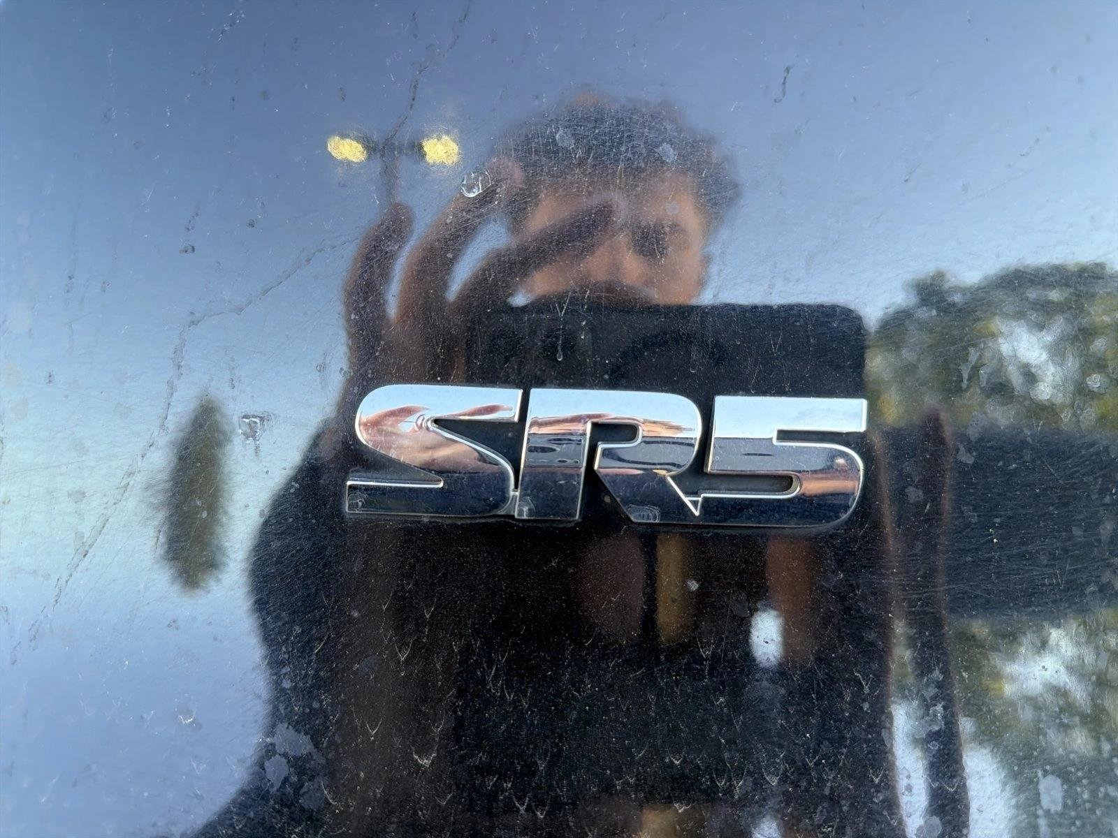 Used 2016 Midnight Black Metallic Toyota SR5 image 10
