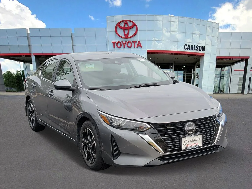 Used 2024 Nissan Sentra SV with VIN 3N1AB8CV4RY202950 for sale in Minneapolis, Minnesota