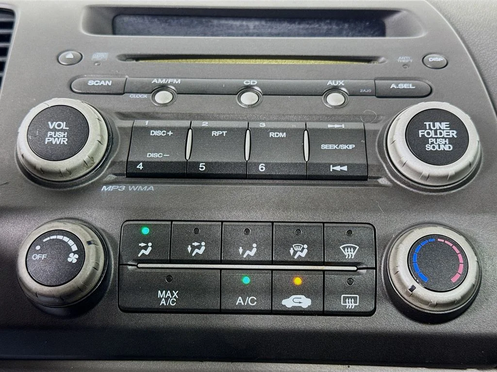 Used 2008 Silver Honda LX image 16