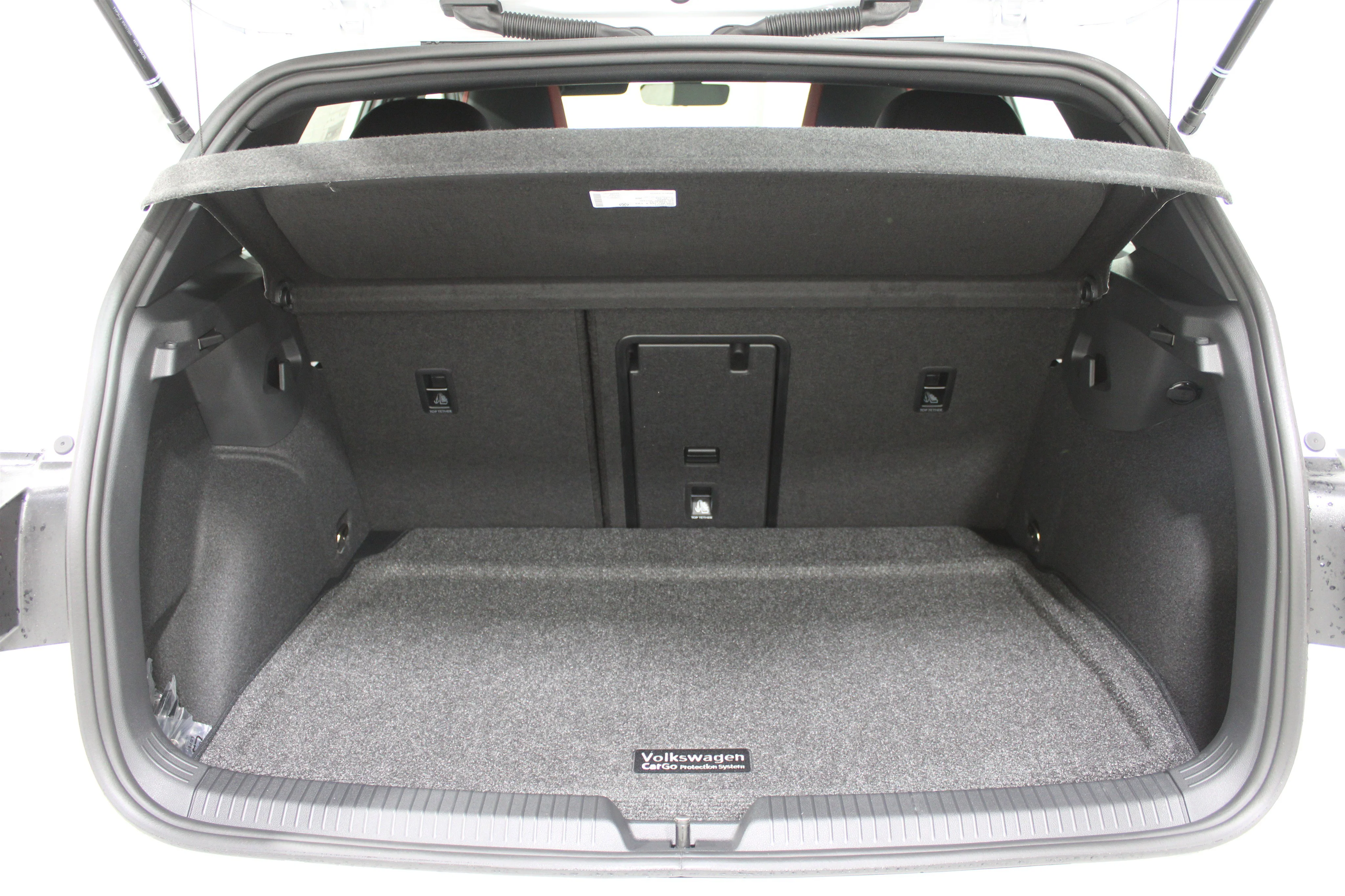 New 2026 Opal White Pearl Volkswagen Autobahn image 21