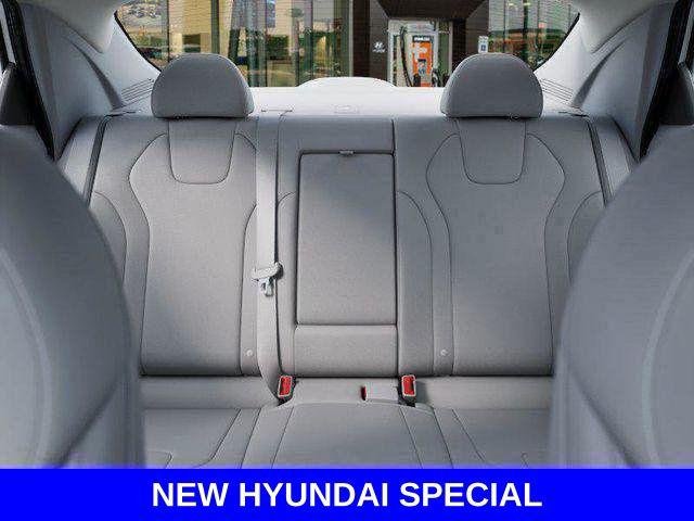 New 2026 White Hyundai SEL Sport image 37