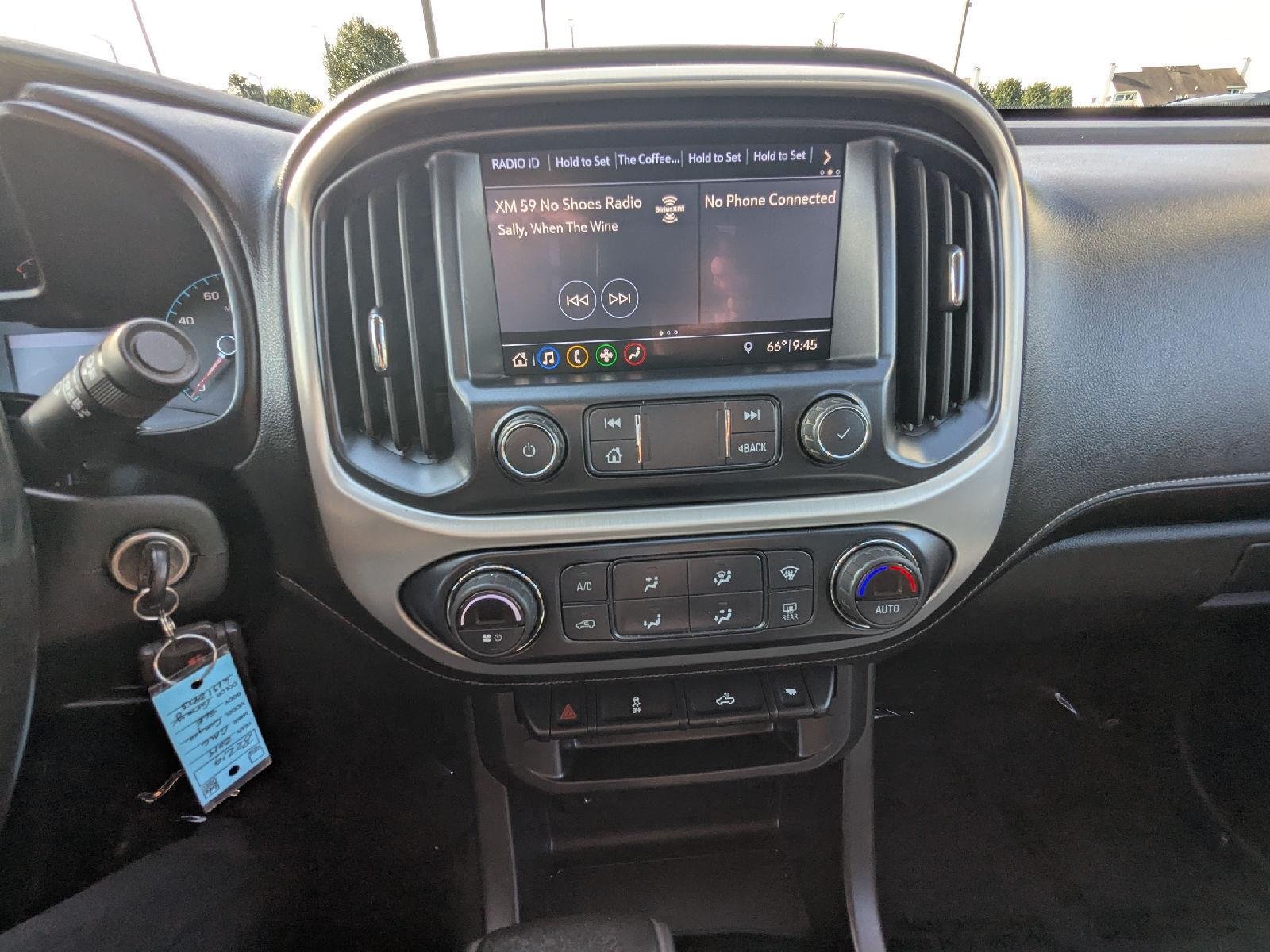 Used 2019 SATIN STEEL METALLIC GMC 4WD SLE image 15