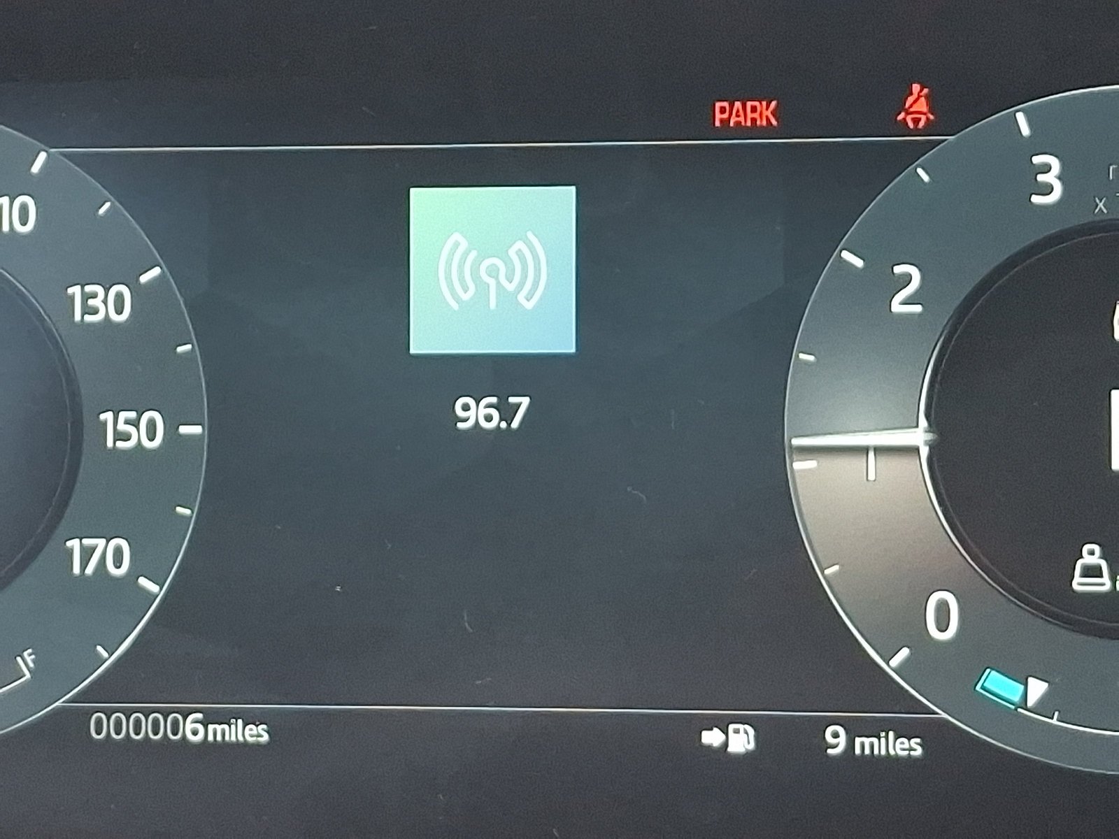 New 2026 Carpathian Grey Land Rover Core S image 17