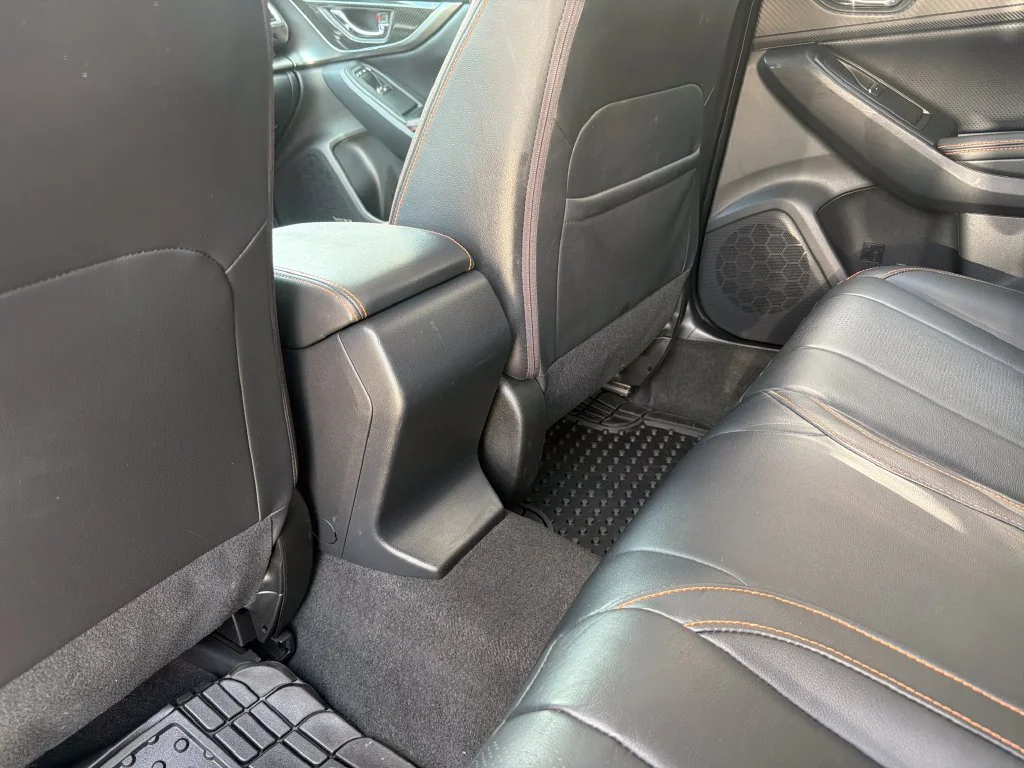 Used 2018 Silver Subaru 2.0i Limited image 57
