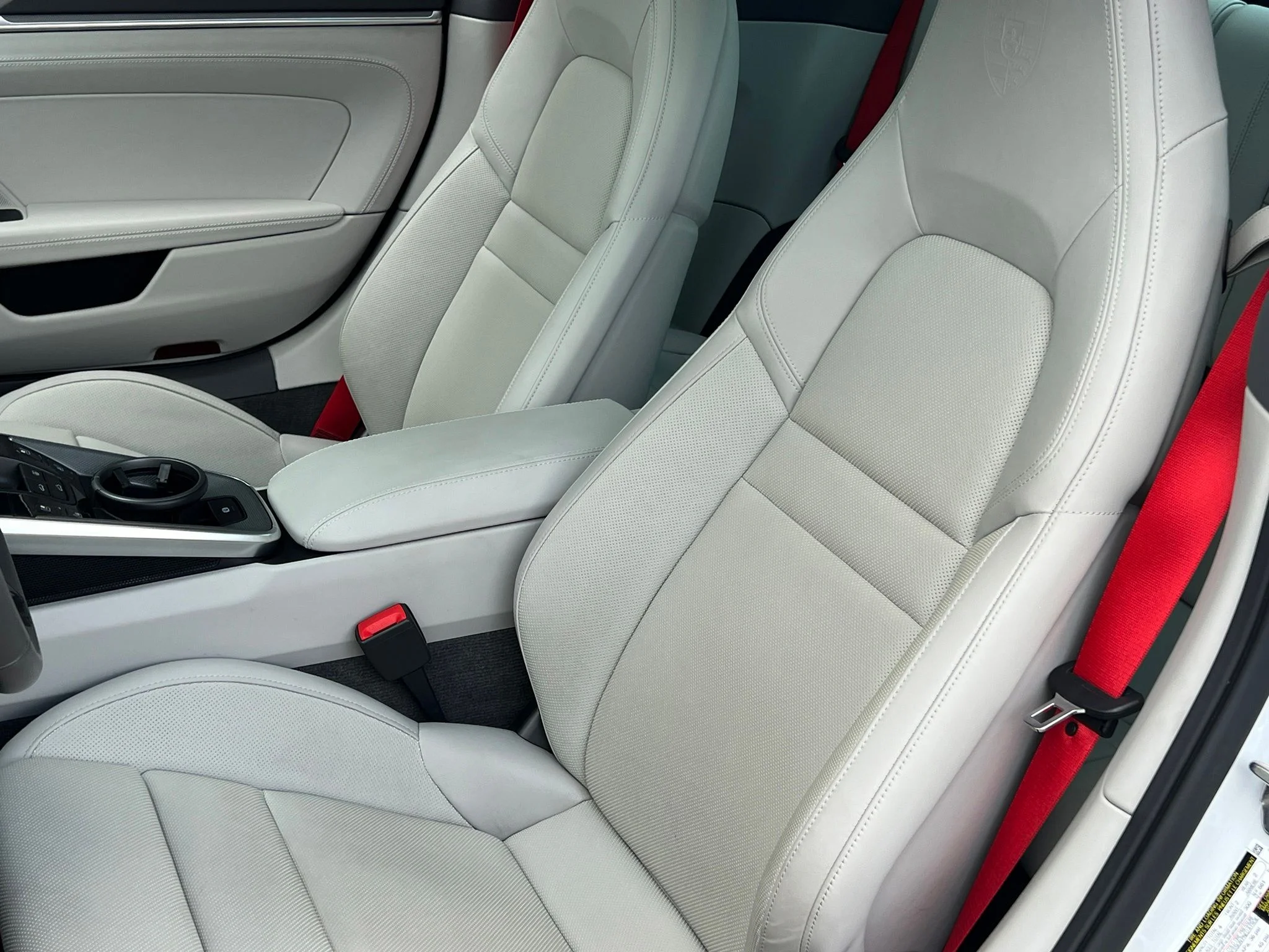 Used 2020 White Porsche Carrera 4S image 4