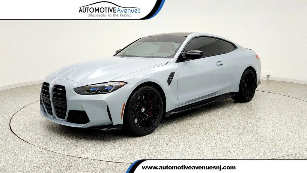 2022 BMW M4 -'s photo
