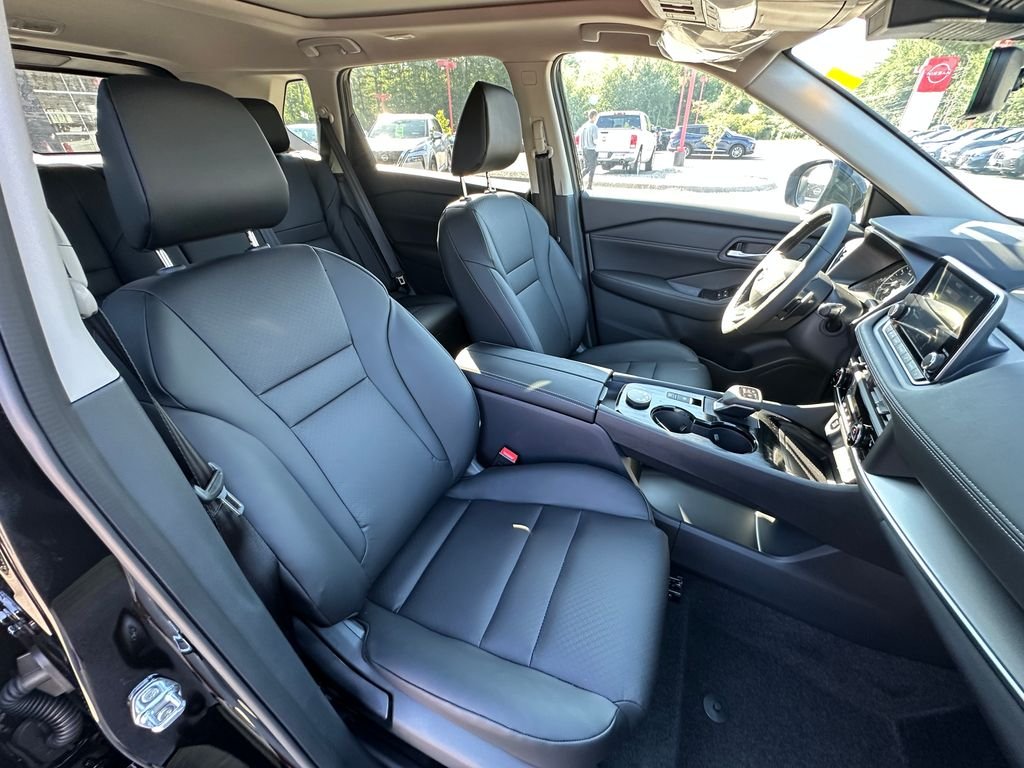 New 2026 Black Nissan Dark Armor image 19