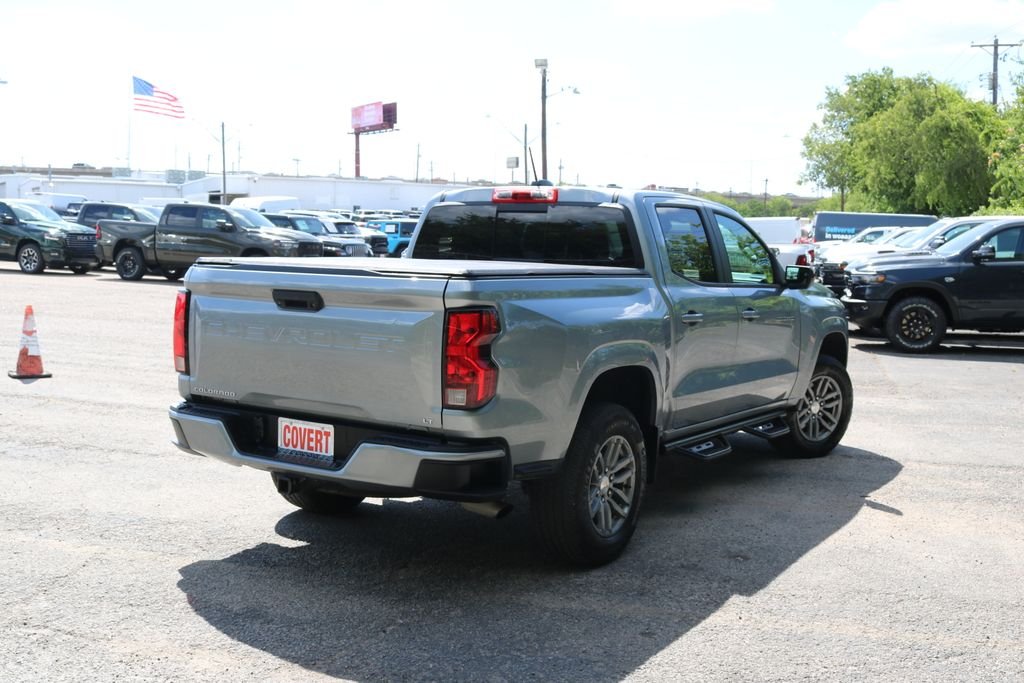 Used 2024 Gray Chevrolet LT image 5