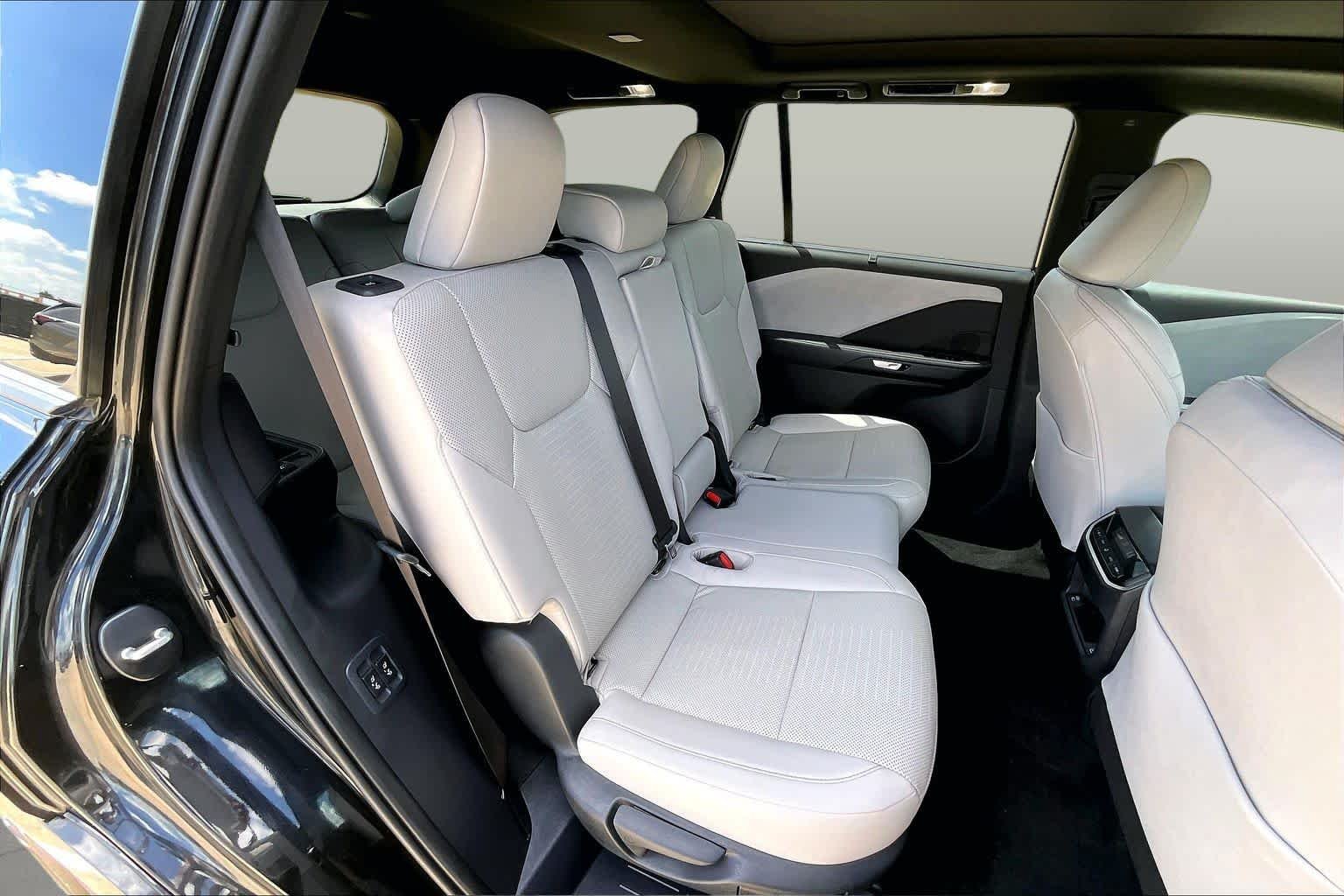 Certified Used 2026 CAVIAR Lexus Premium image 20