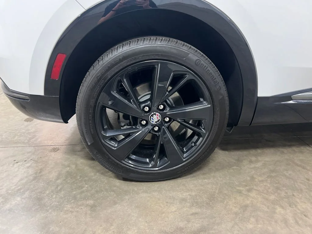 2023 Buick Envision Essence - Photo 11