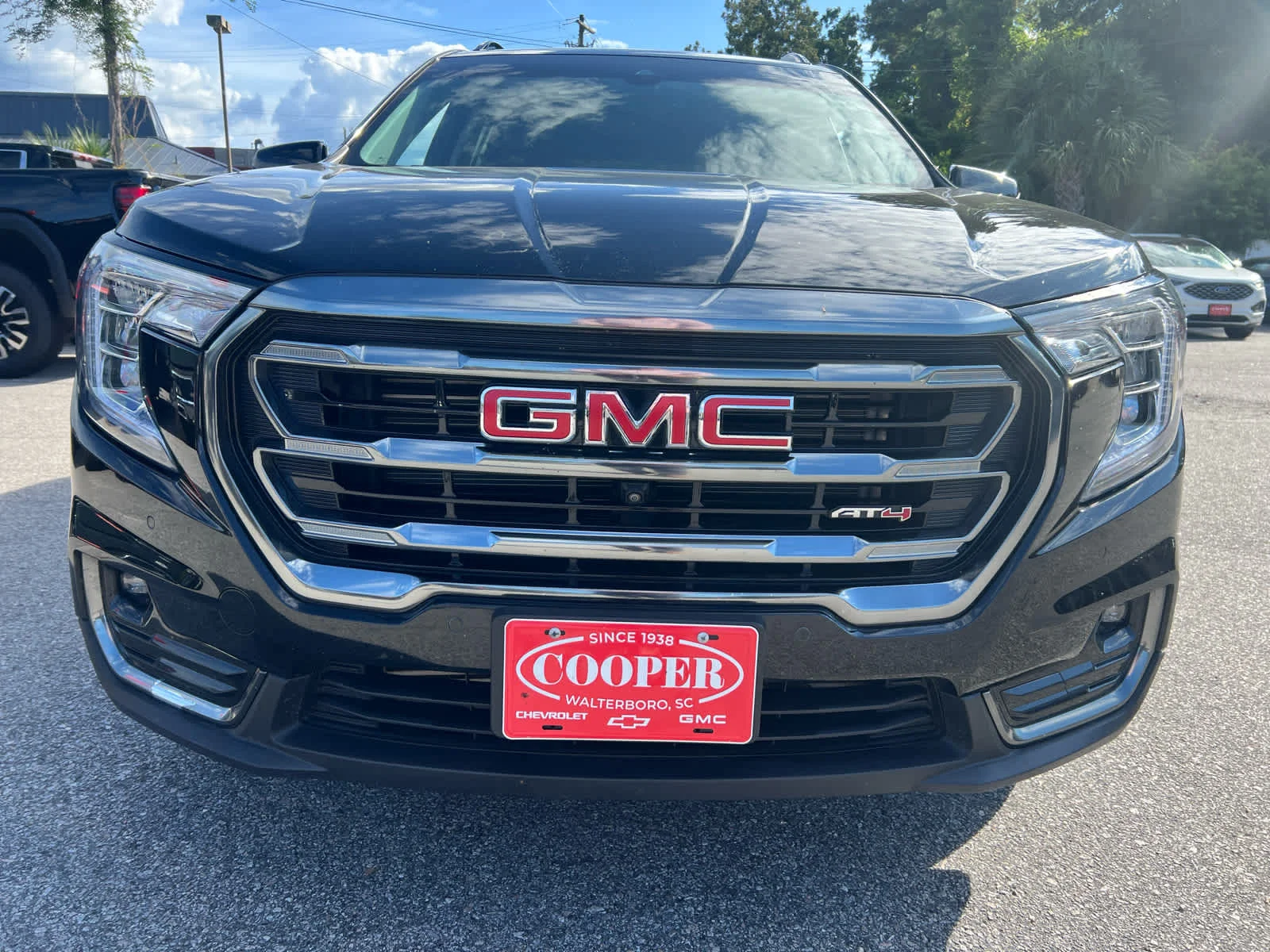 2024 GMC Terrain AT4 - Photo 7