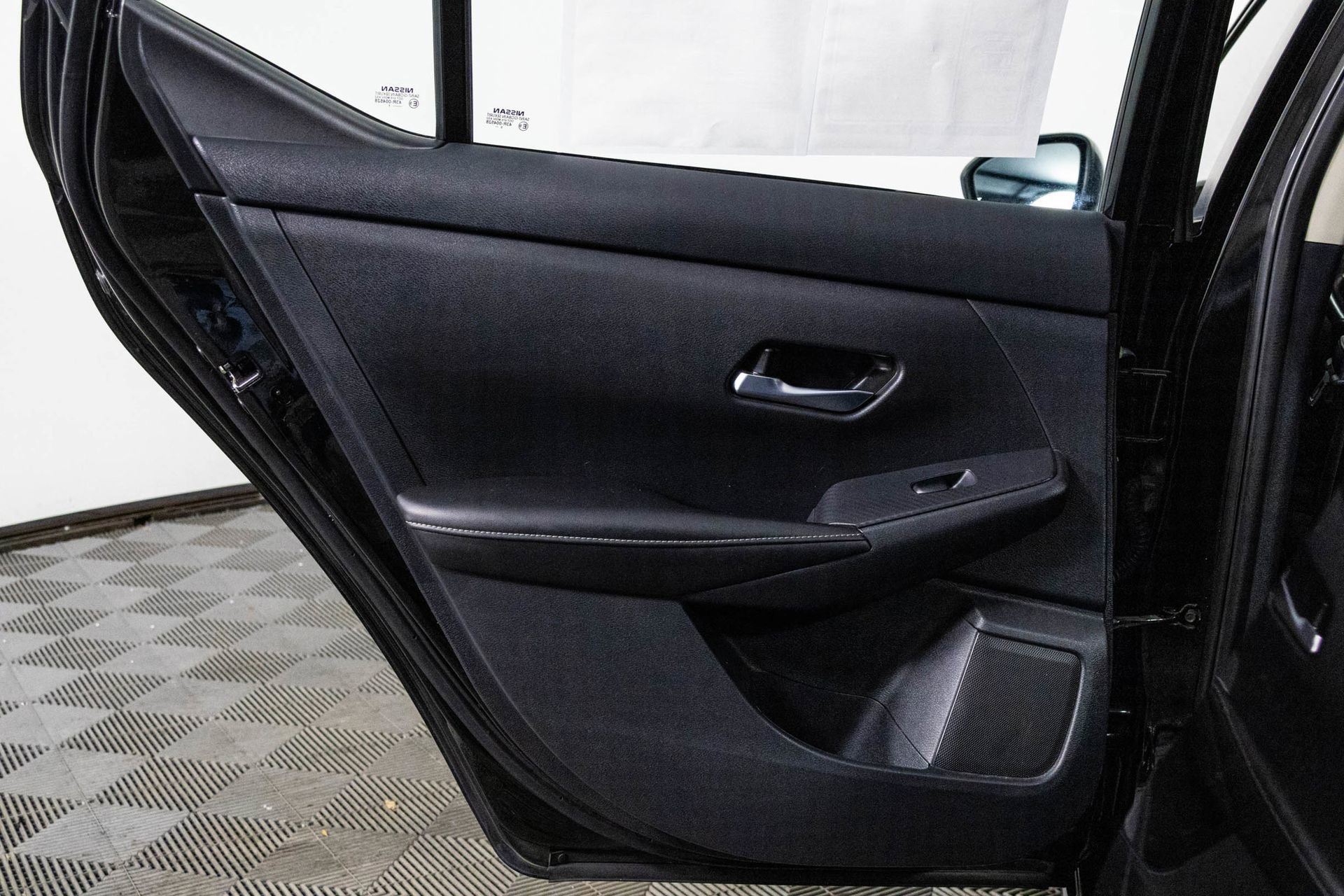 2021 NISSAN SENTRA - Image 31