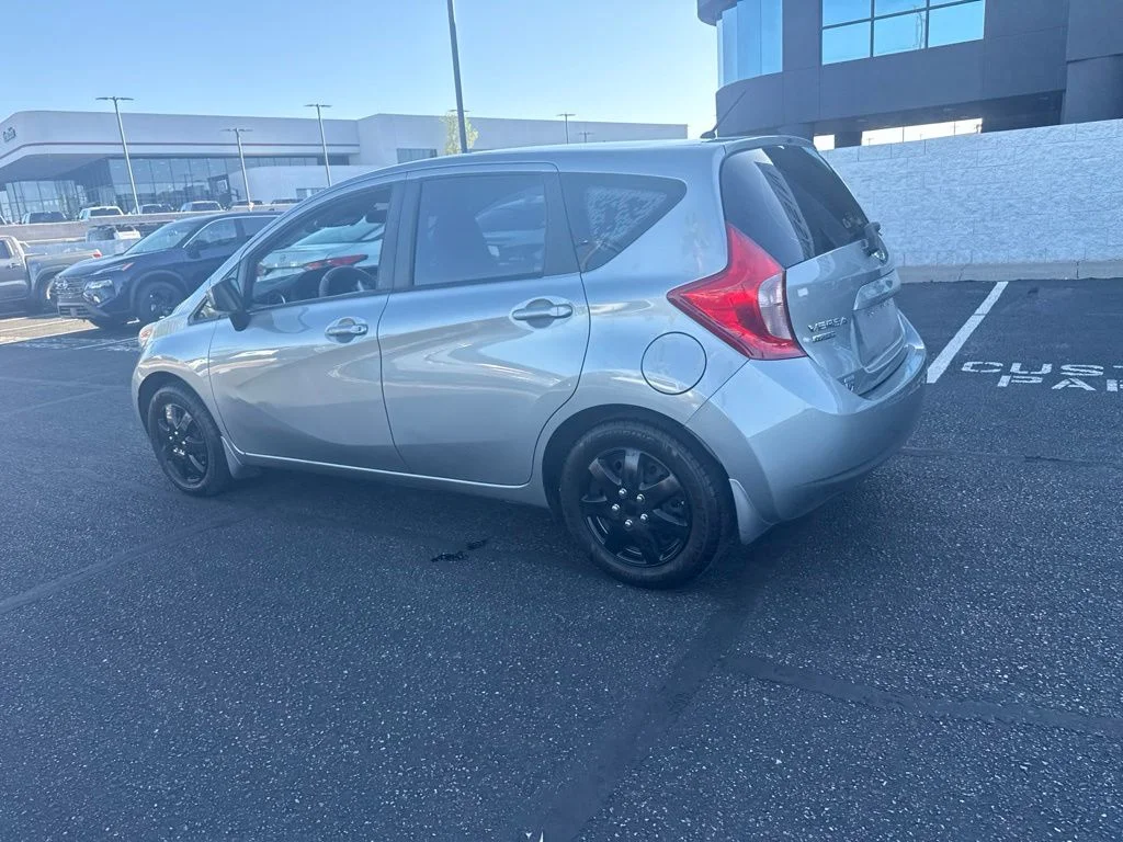 Used 2015 Gray Nissan S Plus image 15