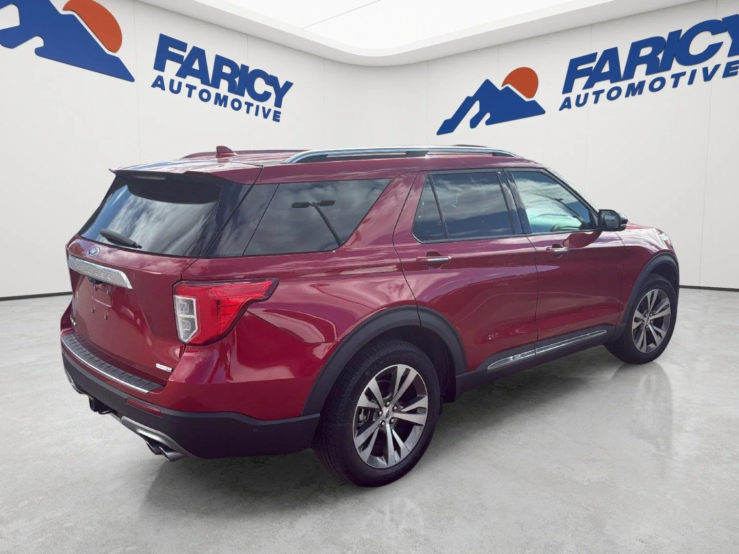 Used 2020 Rapid Red Metallic Tinted Clearcoat Ford Platinum image 5
