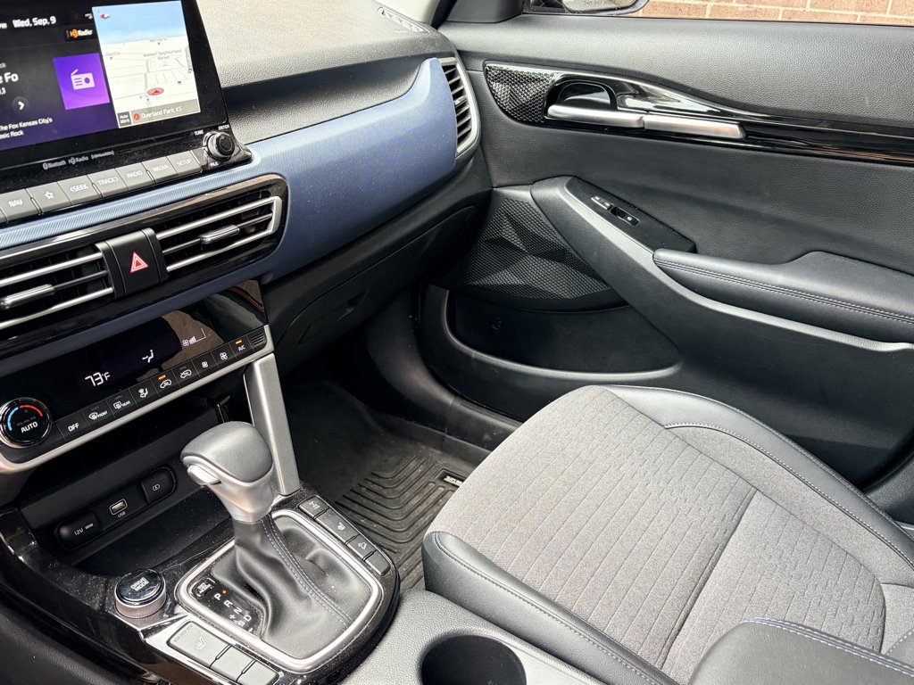 Used 2023 Mars Orange Kia S image 18