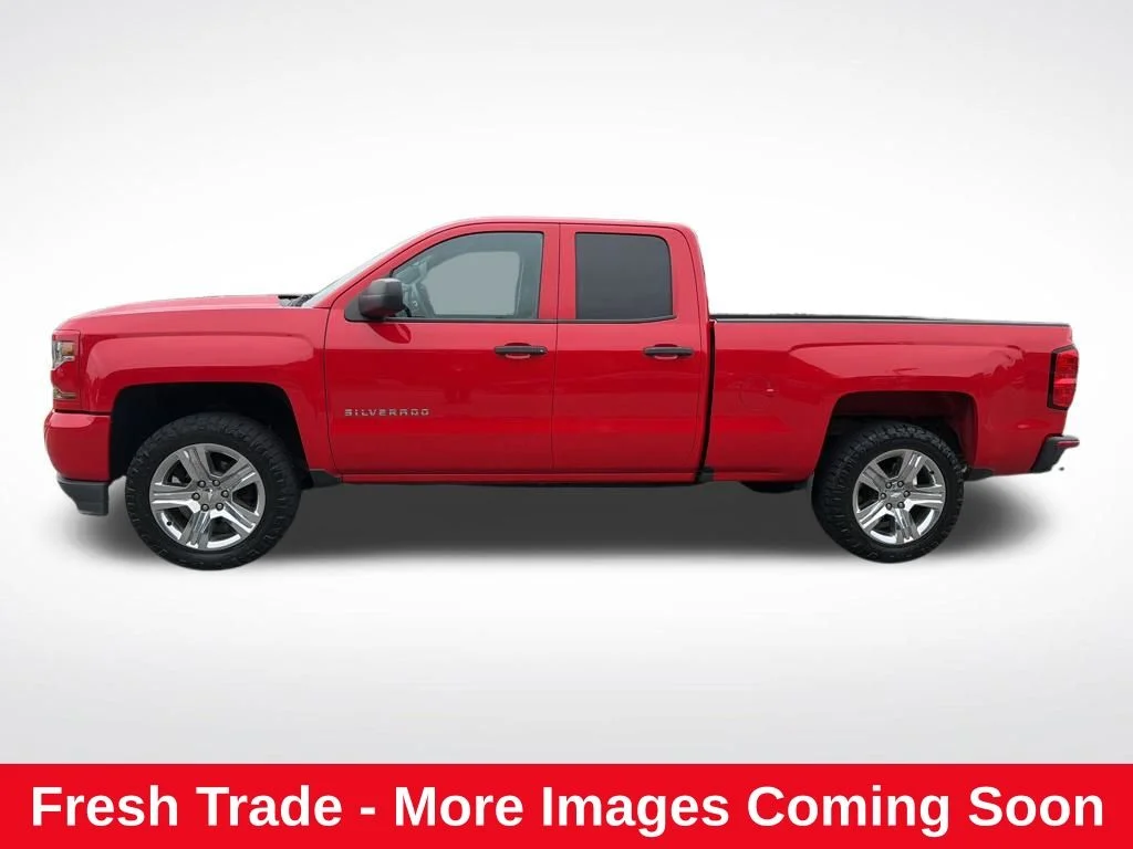 2016 Chevrolet Silverado 1500 Custom Double Cab Std Box's photo