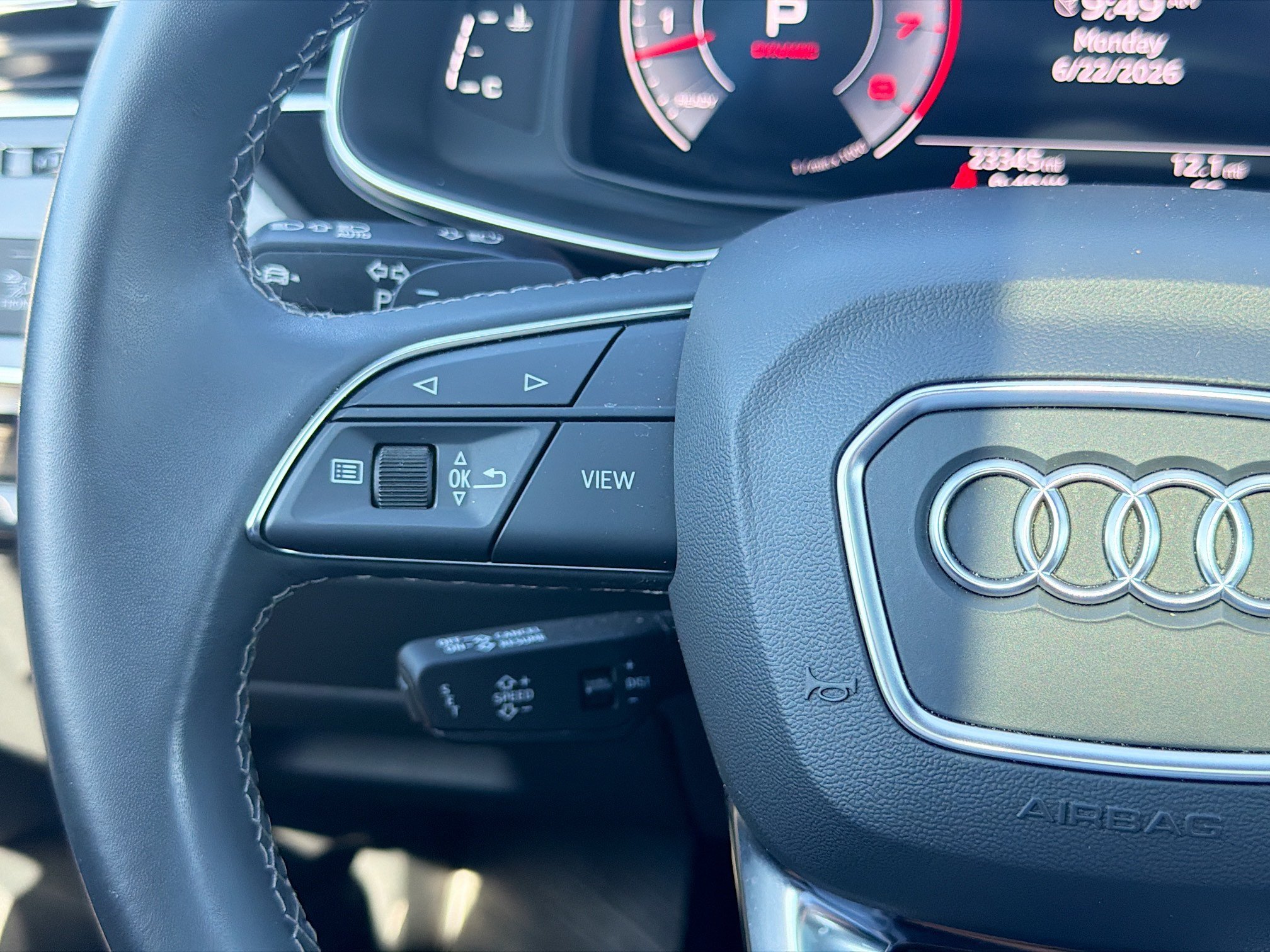 Used 2025 Carrara White Audi Premium Plus image 38