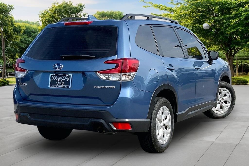 Used 2023 Blue Subaru Base image 6