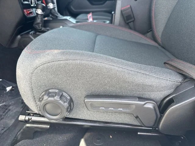 Used 2025 White Jeep Rubicon image 16