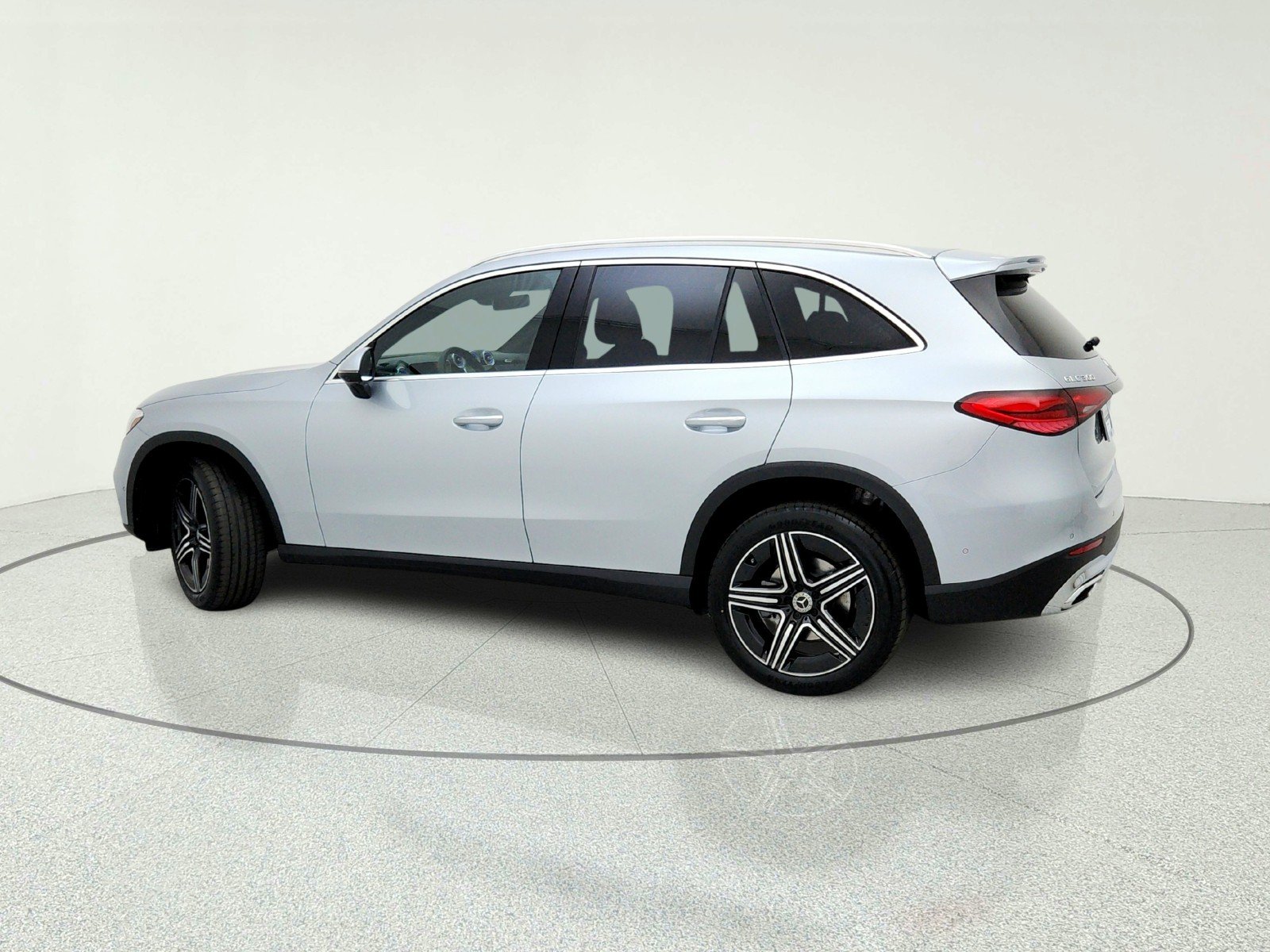 New 2026 Cirrus Silver Metallic Mercedes-Benz GLC 300 SUV image 13
