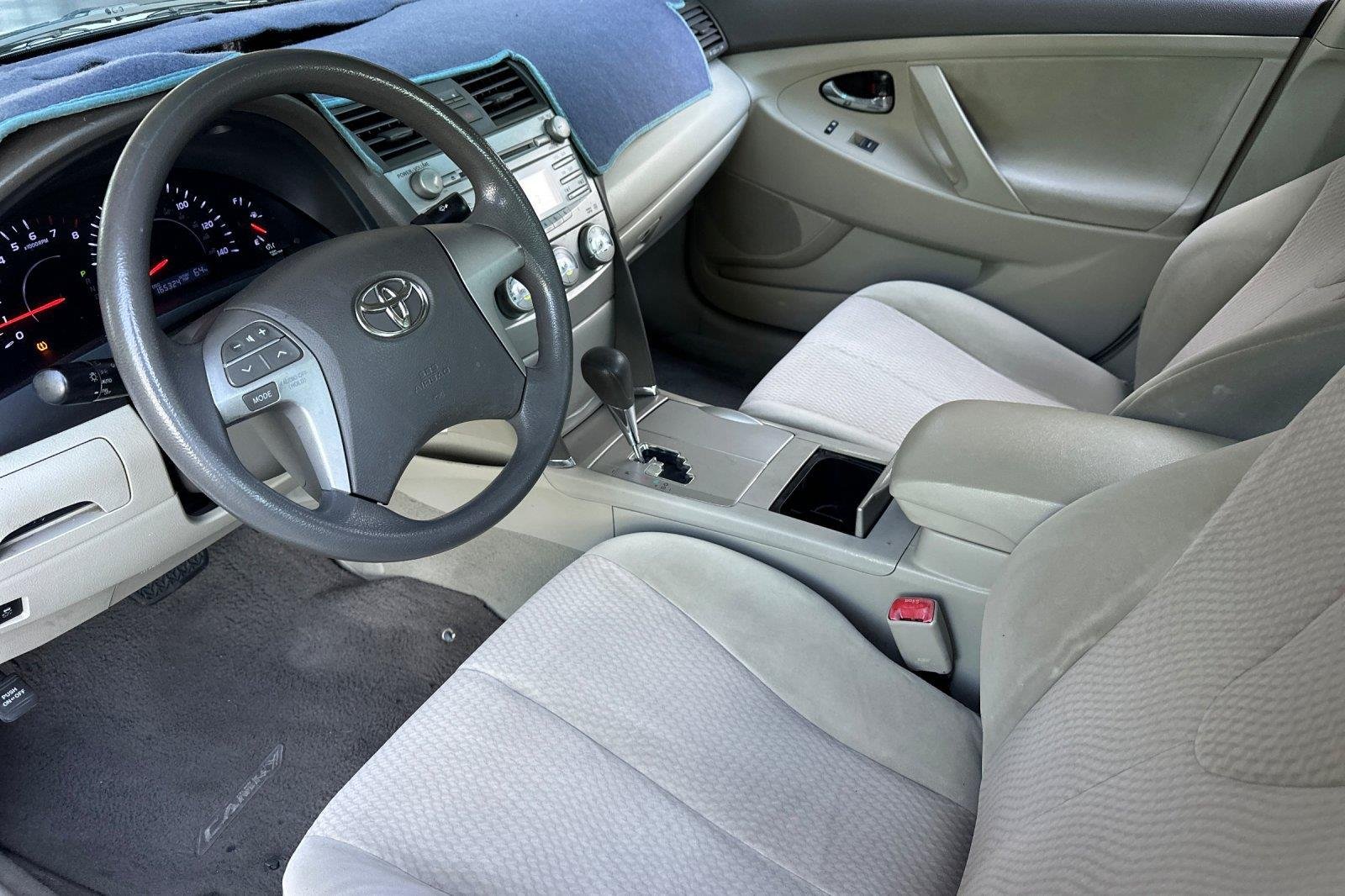 Used 2010 Super White Toyota SE image 9