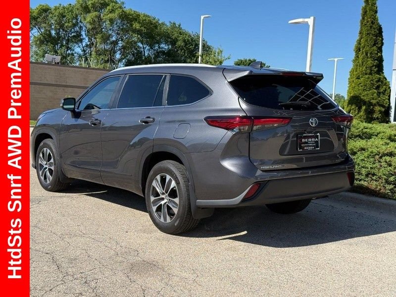 Used 2023 Magnetic Gray Metallic Toyota XLE image 5
