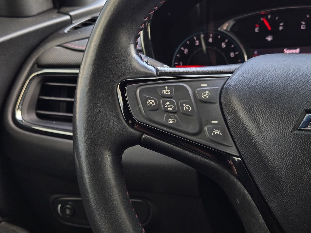 Used 2022 White Chevrolet RS image 23