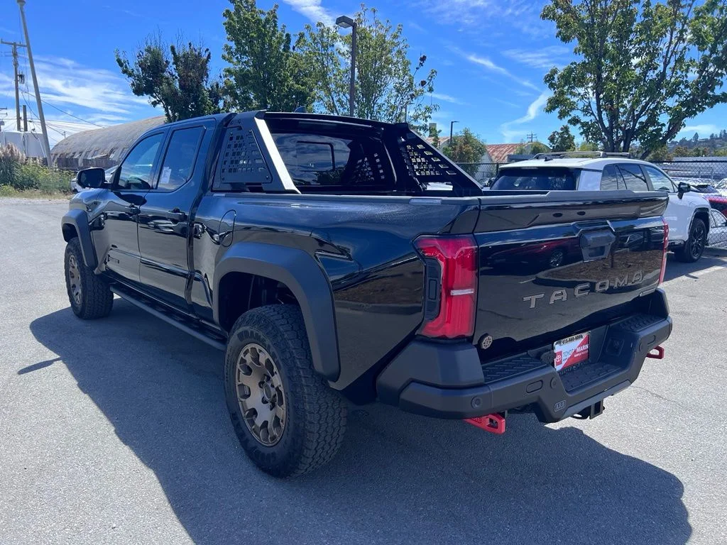 New 2026  Toyota Trailhunter image 5