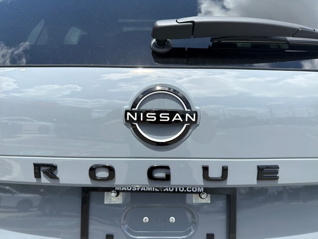New 2026 Gray Nissan Dark Armor image 12