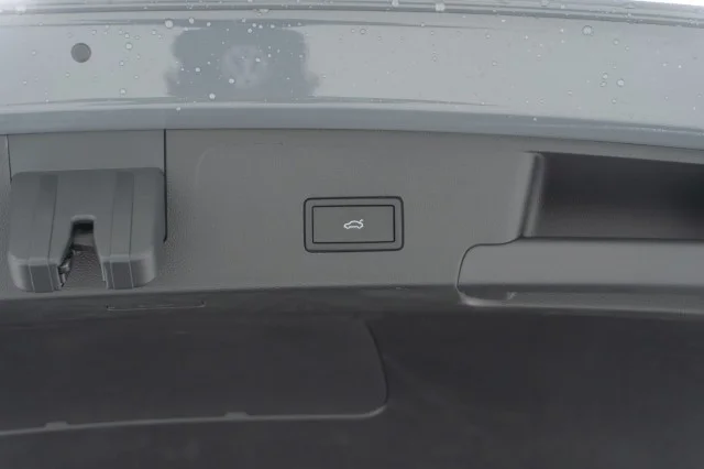 New 2026 Pure Gray Volkswagen 2.0T SEL R-Line Black image 11